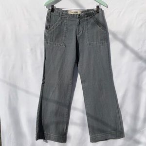 GAP Mid rise Wide leg Jeans - Size 6